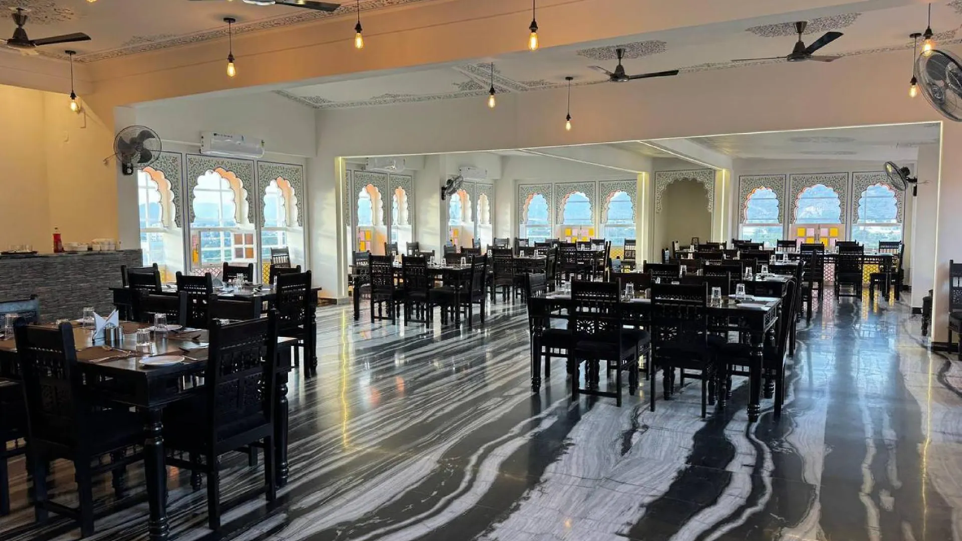 Hotel Rudra Kripa With Swimming Pool Udaipur 3*,  Índia
